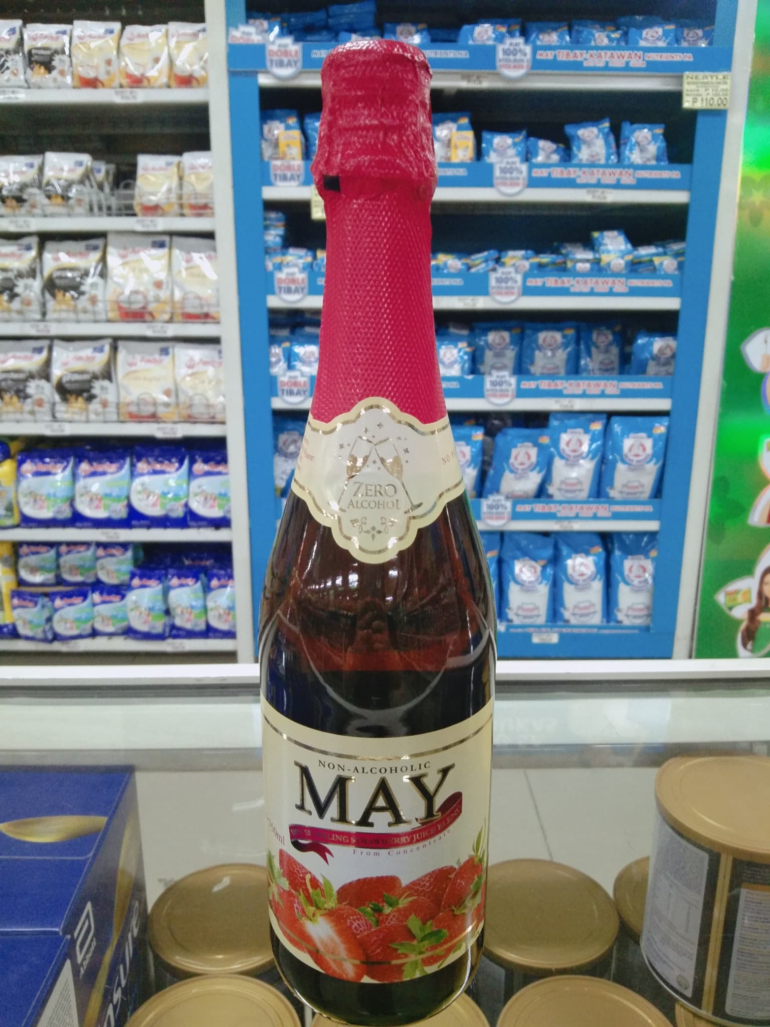 May 100% Sparkling Strawberry Juice Blend From Concentrate 750ml